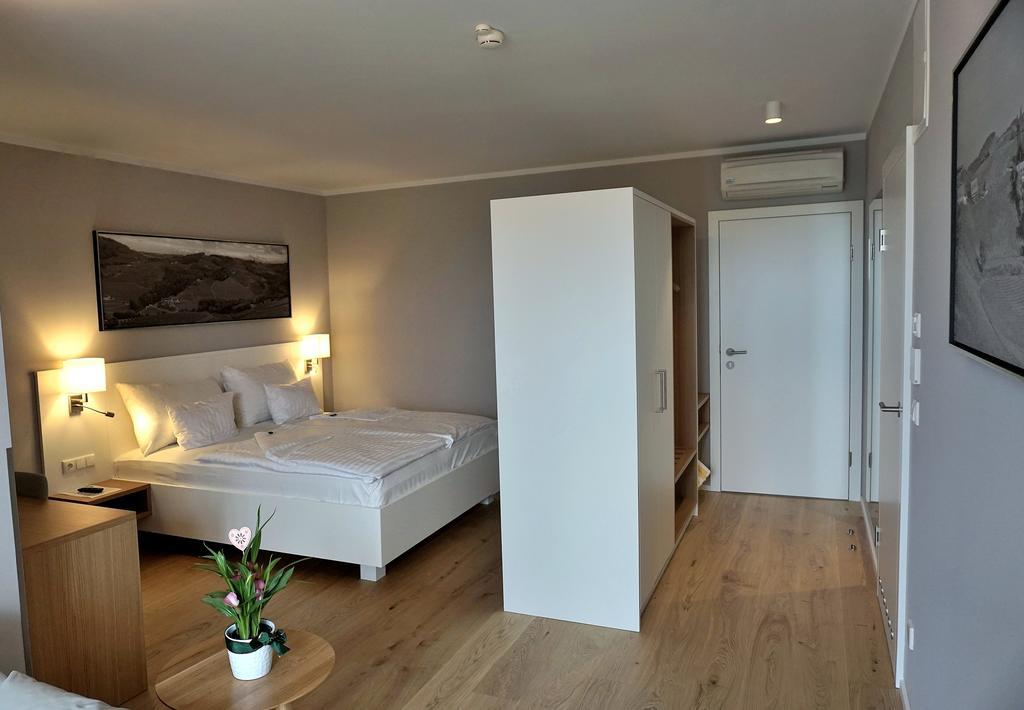 Hotel Weinrefugium Brolli Gamlitz Exterior foto